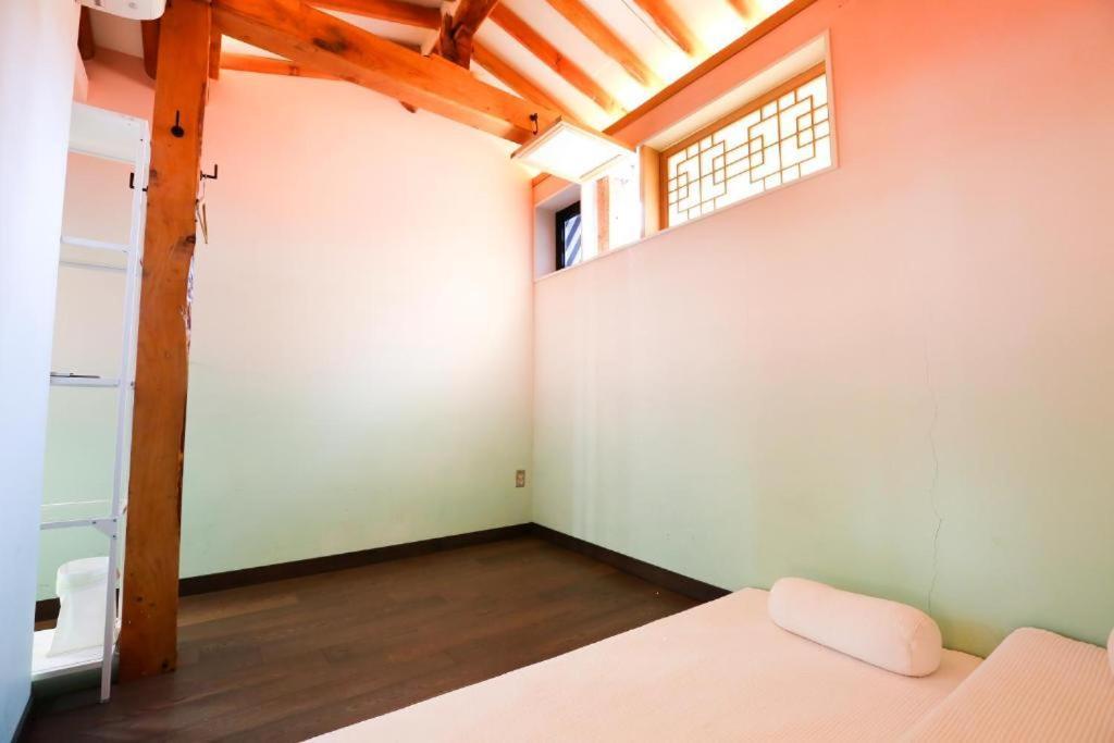 'Hanok Hanok' Boutique Stay Seoul - 2Min From Gyeongbokgung Palace Station Exterior foto